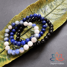 Carregar imagem no visualizador da galeria, 3 Pulseiras de Pedras Naturais Lápis Lazuli, Onix e Sodalita. Fortalece a Espiritualidade e Afasta Atques Energéticos