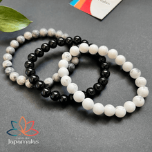 Carregar imagem no visualizador da galeria, 3 Pulseiras de Pedras Naturais Howlita, Onix e Jaspe Cinza. Protege Contra Inveja, o Mau Olhado Afasta os Pensamentos Negativos e Ajuda no Foco