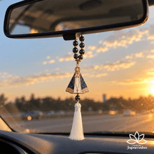 Carregar imagem no visualizador da galeria, Pingente para Retrovisor Nossa Senhora Aparecida – Proteção e Fé