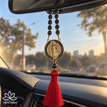 Carregar imagem no visualizador da galeria, Pingente para Retrovisor de Carro São Bento – Proteção e Fé