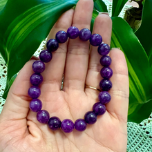 Carregar imagem no visualizador da galeria, Pulseira Ametista Escura. Promove concentração e alívio do stress