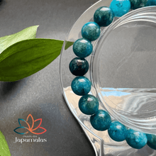 Carregar imagem no visualizador da galeria, Pulseira da Pedra Natural Apatita. Proporciona o Alinhamento Energético e Purifica Nossa Mente