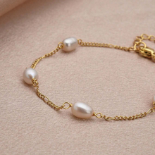 Carregar imagem no visualizador da galeria, Pulseira em Pérolas Naturais La Bella
