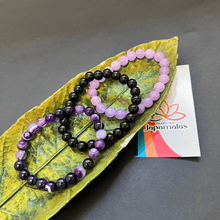 Carregar imagem no visualizador da galeria, 3 Pulseiras de Pedras Naturais Ametista, Onix e Ágata Roxa. Essa Combinação Canaliza Nossas Energias Para Alcançarmos Nossos Objetivos