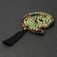 Carregar imagem no visualizador da galeria, Japamala de Jade, Olho de Tigre e Ônix – Proteção, Sabedoria e Equilíbrio Interior