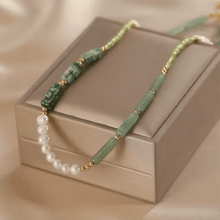 Carregar imagem no visualizador da galeria, Colar Harmony em Quartzo Verde, Epidoto e Pérolas de Água Doce
