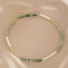 Carregar imagem no visualizador da galeria, Colar Harmony em Quartzo Verde, Epidoto e Pérolas de Água Doce

