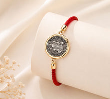 Carregar imagem no visualizador da galeria, Pulseira Medalhão de São Bento — Força, Fé e Proteção
