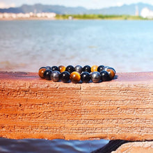 Carregar imagem no visualizador da galeria, Pulseira Escudo de Pedras Naturais. Repele Energia Negativa e Promove Equilíbrio Energético
