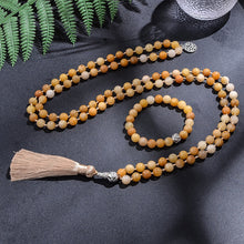 Carregar imagem no visualizador da galeria, Japamala de 108 contas + Pulseira da Pedra Natural Aventurina Amarela. Elimina a Insegurança e Proporciona o Bem-Estar Físico e Mental - Mundo dos Japamalas
