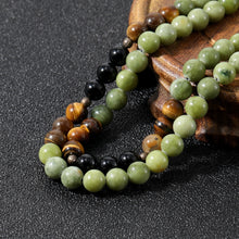 Carregar imagem no visualizador da galeria, Japamala de 108 Contas das Pedras Naturais olho de tigre e Jade Verde. Elimina as Energias Negativas e Ajuda Restabelecer o Estado Emocional - Mundo dos Japamalas

