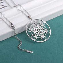 Carregar imagem no visualizador da galeria, Colar Cubo de Metatron Geometria Sagrada - Mundo dos Japamalas
