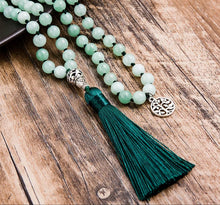 Carregar imagem no visualizador da galeria, Japamala de 108 Contas de Pedra Natural Jade. Reduz a Ansiedade e Alivia as Dores Crônicas - Mundo dos Japamalas
