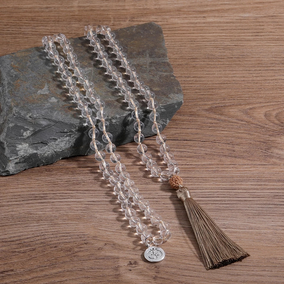 Japamala de 108 Contas de Pedra Natural Quartzo de Cristal e Semente de Rudrasksha. Promove o Alinhamento de Todos os Chakras. - Mundo dos Japamalas