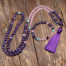 Carregar imagem no visualizador da galeria, Japamala de 108 contas + Pulseira Quatzo Rosa e Ametista. Purificação do Estado Emocional e Eleva a Sabedoria.
