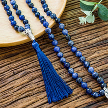 Carregar imagem no visualizador da galeria, Japamala de 108 Contas de Pedra Natural Lápis Lazuli. Promove a Elevação Espiritual - Mundo dos Japamalas
