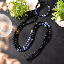 Carregar imagem no visualizador da galeria, Japamala de 108 Contas + Pulseira de Onix e Lápis Lazuli. Promove o Fortalecimento da Saúde e Transmuta as Energias Negativas em Positivas - Mundo dos Japamalas
