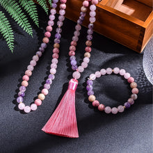 Carregar imagem no visualizador da galeria, Japamala de 108 Contas + Pulseira de Quatzo Rosa, Ametista e Rodocrosita. Aumenta Nossa Disposição, Acalma as Emoções e Cura Traumas do Passado - Mundo dos Japamalas
